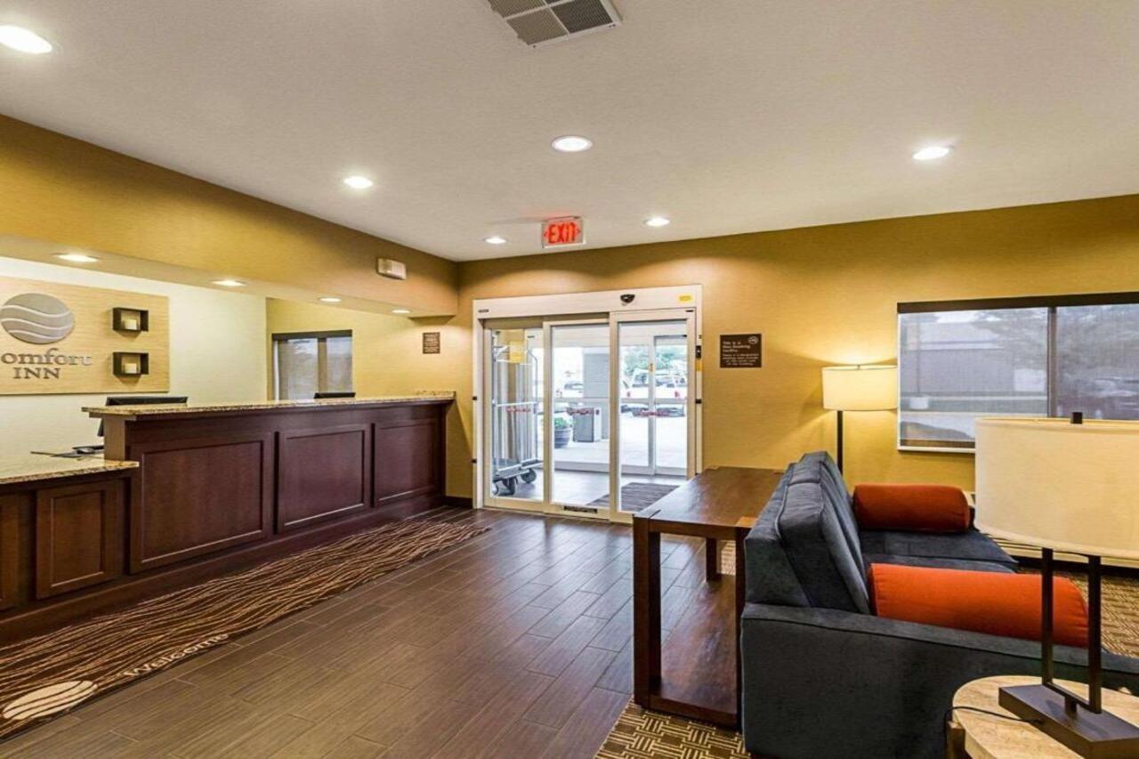 Comfort East 2* Wichita